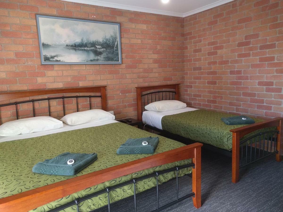 Travellers Inn Kaniva Екстер'єр фото